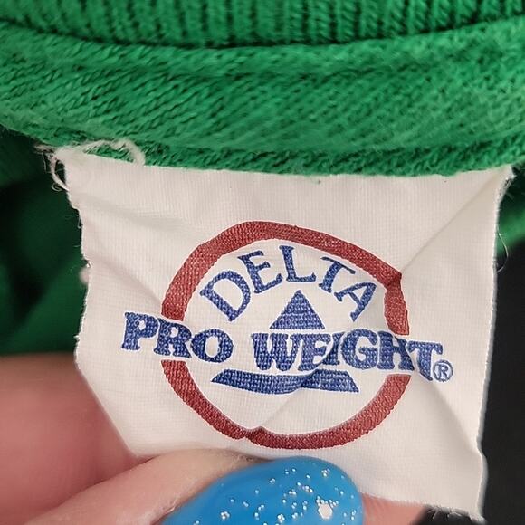 Delta Pro Weight St. Patricks Day Green T-shirt with Skull in Hat Men's Size XL - Picture 6 of 8